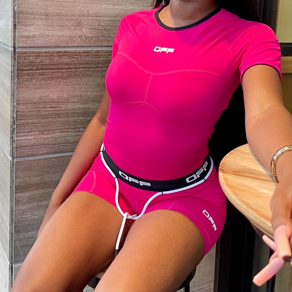 Off White set - Picture 4 of 5
